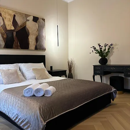 Harison Rynek * ブンツラウ