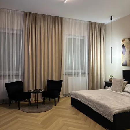 Harison Rynek Апартаменты