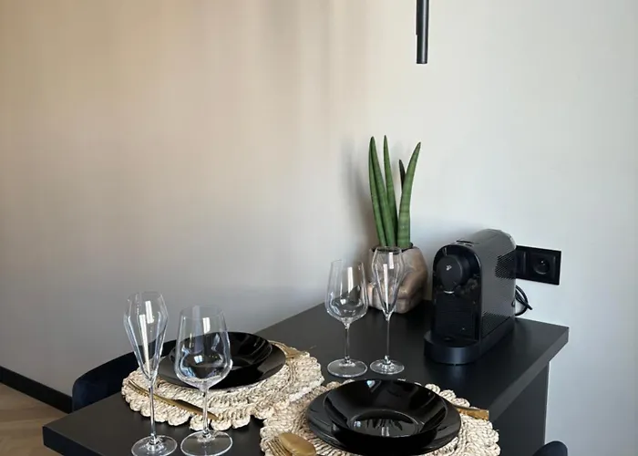 Harison Rynek Boleslawiec (Lower Silesia)